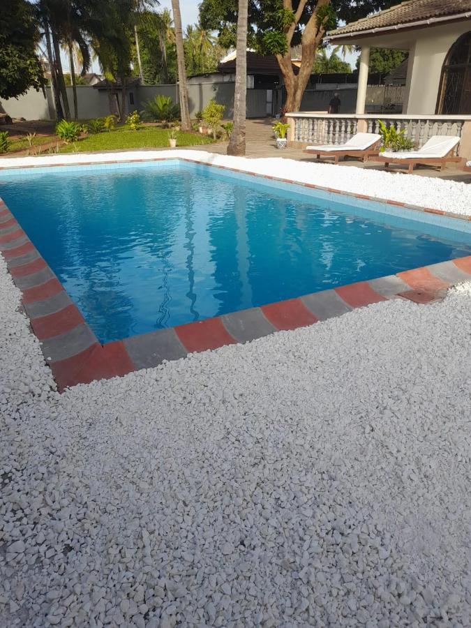 Appartement Bbq Lounge à Dar es Salaam Extérieur photo